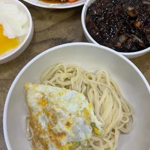 옛날수타손짜장 사진 1