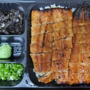 치솟 사진