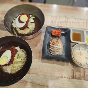 국대밀면 사진
