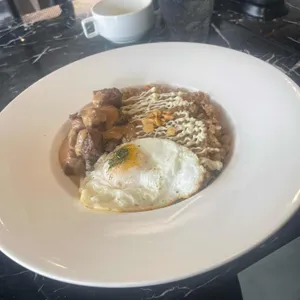 라븐 사진