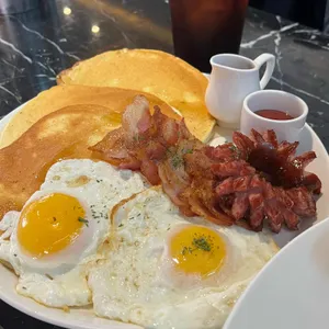 라븐 사진