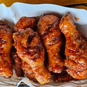 교촌치킨 사진