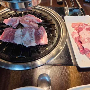 돈우대감 사진