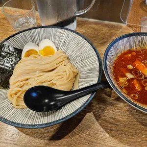 멘즈키 사진 1