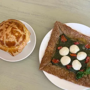 리볼리 사진