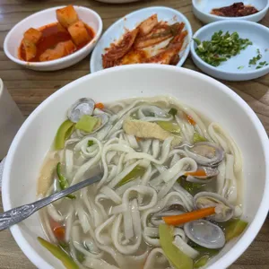 전주 닭칼국수 사진