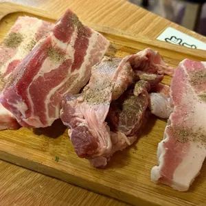 강남 돼지상회 무한리필 사진