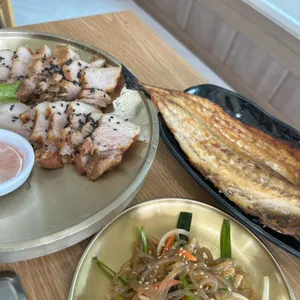 추억의 꽁당보리밥 대표 사진