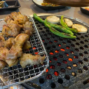 육식남 대표 사진