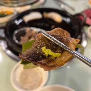 꾸석지돌판한우 사진