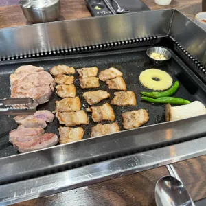 여수갓육고 사진