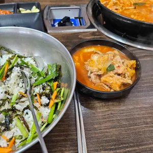일품신한우찌개돼지찌개 대표 사진