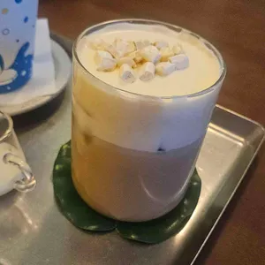윤숲 사진