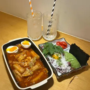 쵸로쵸로 대표 사진
