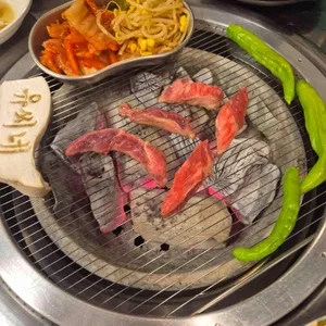 유씨네 대표 사진