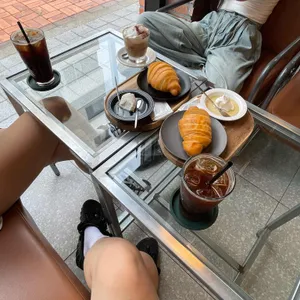 레스티 대표 사진