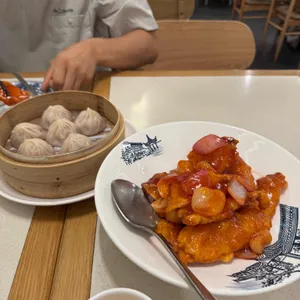 크리스탈 제이드 대표 사진