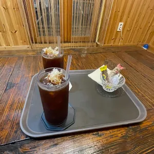 카페기와 사진