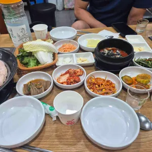 바주모 우렁보쌈 대표 사진