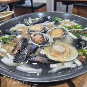 바주모 우렁보쌈 대표 사진