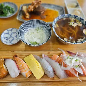 송화초밥 사진