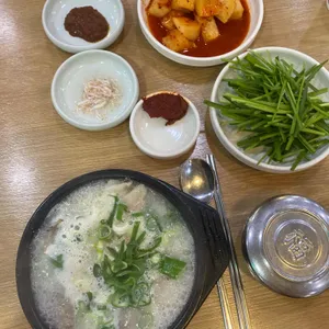 충청식당 사진