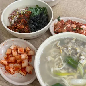 밀알바지락칼국수 대표 사진