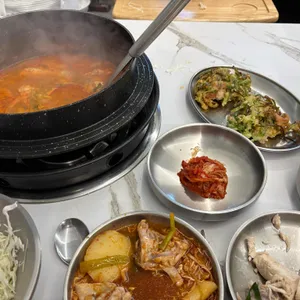 가마솥 닭한마리 사진
