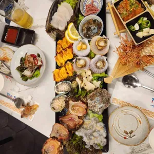 더 씨 대표 사진