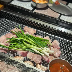 산청숯불가든 사진
