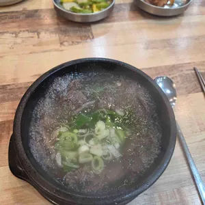 바우네나주곰탕 대표 사진