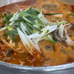 명동닭한마리 대표 사진