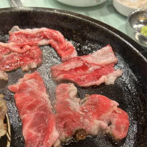 꾸석지돌판한우 사진