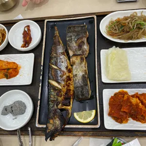 부산에뜬고등어 대표 사진