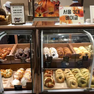 베이글리스트 X 라크루뜨 사진