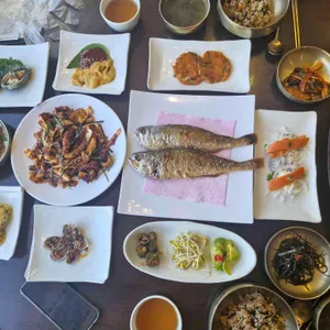 박해윤통영해물밥상 사진