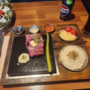 샤로스톤 사진