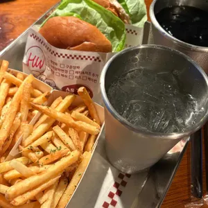 바스버거 사진