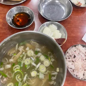 황귀닭곰탕백반 대표 사진