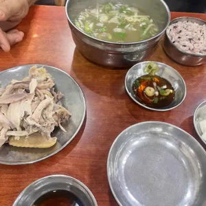 황귀닭곰탕백반 대표 사진