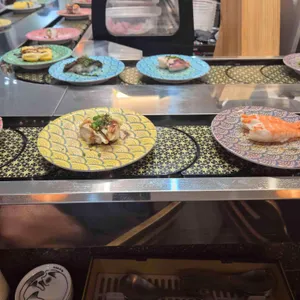 스시온더레일 사진