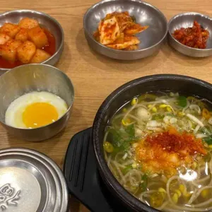 전주 콩뿌리 콩나물국밥 사진