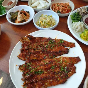 서삼능보리밥 대표 사진