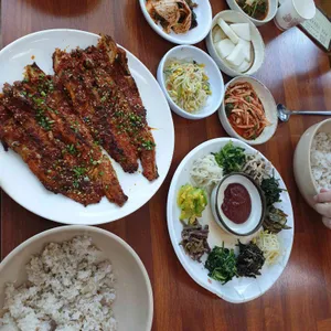 서삼능보리밥 사진