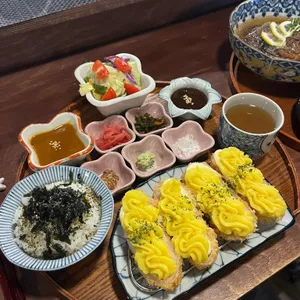 카츠잇쵸메 사진