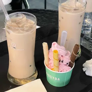 룩앳더바리스타 사진