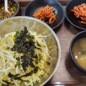 쑥쑥콩나물국밥 사진 1