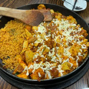 유가네닭갈비 사진