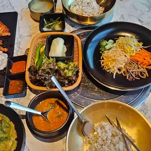 양산보리밥 대표 사진