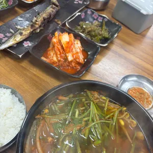 쓰나미 리뷰 사진